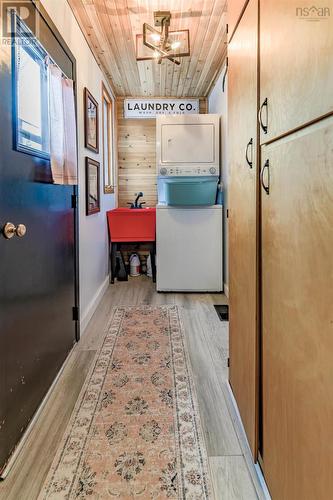 201 Main Street, Kentville, NS - Indoor Photo Showing Laundry Room