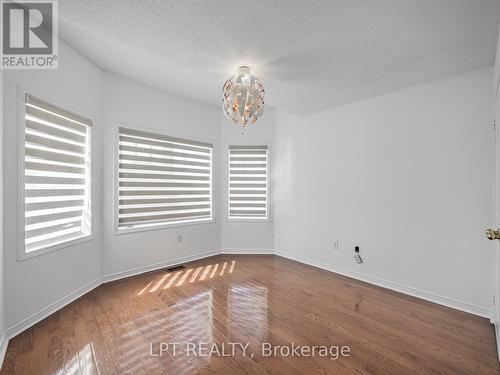 7 Homeview Road, Brampton, ON - Indoor Photo Showing Other Room