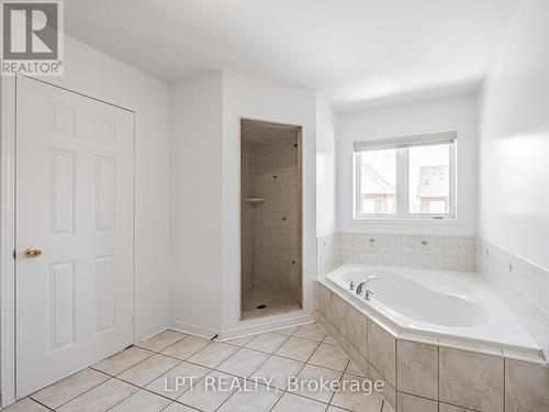 7 Homeview Road, Brampton, ON - Indoor Photo Showing Bathroom