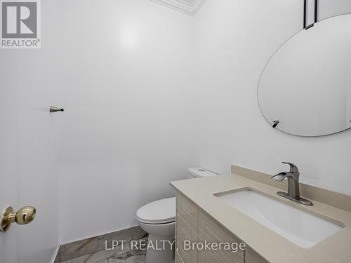 7 Homeview Road, Brampton, ON - Indoor Photo Showing Bathroom