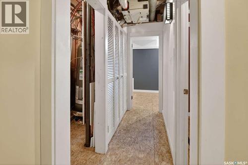 313 7Th Street, Saskatoon, SK - Indoor Photo Showing Other Room