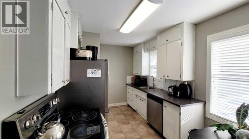 5418 37 Street, Red Deer, AB - Indoor Photo Showing Laundry Room