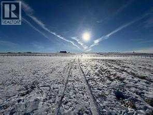 48024 295 Avenue E, De Winton, AB 