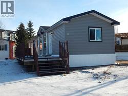 #11, 5210 65 Avenue  Olds, AB T4H 1W7