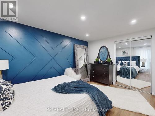 411 Rosedale Drive, Whitby, ON - Indoor Photo Showing Bedroom