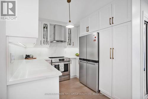1117 Kell Street, Innisfil, ON - Indoor Photo Showing Kitchen With Stainless Steel Kitchen