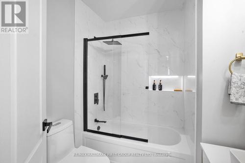1117 Kell Street, Innisfil, ON - Indoor Photo Showing Bathroom