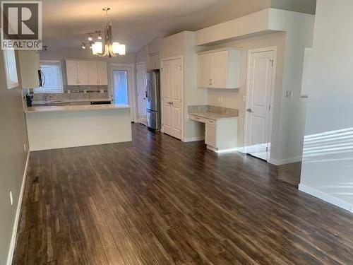 359 Caledonia Boulevard W, Lethbridge, AB 