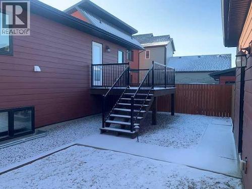 359 Caledonia Boulevard W, Lethbridge, AB 