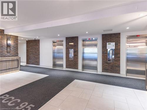 966 Inverhouse Drive Unit# 1103, Mississauga, ON - Indoor Photo Showing Other Room