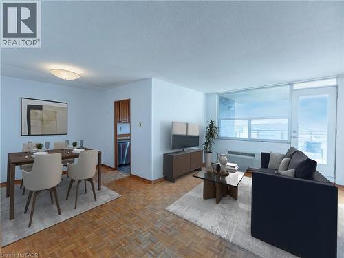 966 Inverhouse Drive Unit# 1103, Mississauga, ON - Indoor Photo Showing Living Room