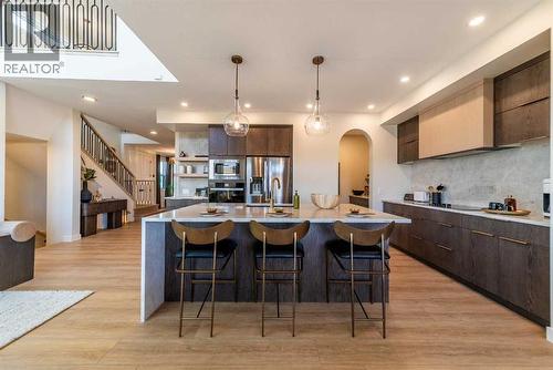 287 Creekside Terrace Sw, Calgary, AB - Indoor Photo Showing Kitchen With Upgraded Kitchen