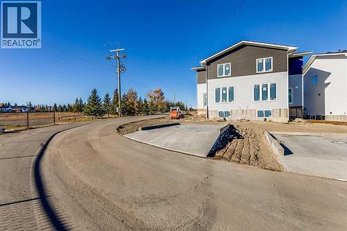 1905 Mccaskill Drive, Crossfield, AB - Outdoor