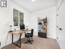 Photos of The Ledge showhome of the same layout - 