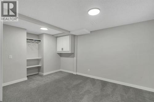17 Mckernan Road Se, Calgary, AB - Indoor