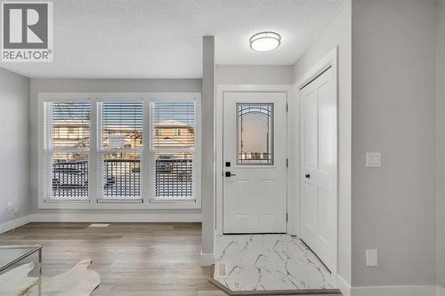 17 Mckernan Road Se, Calgary, AB - Indoor Photo Showing Other Room