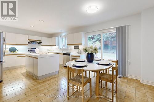 8 Orchid Court, Toronto, ON - Indoor