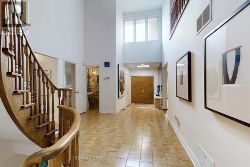 8 Orchid Court, Toronto, ON - Indoor Photo Showing Other Room