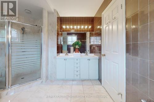 8 Orchid Court, Toronto, ON - Indoor Photo Showing Bathroom