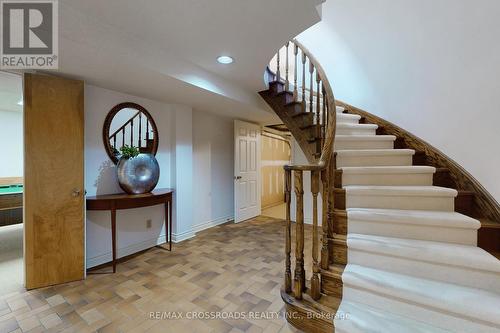 8 Orchid Court, Toronto, ON - Indoor Photo Showing Other Room