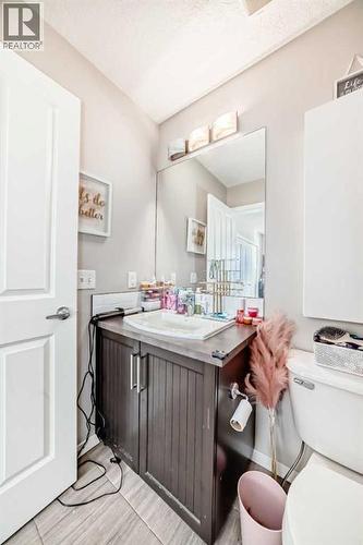 656 Copperpond Boulevard Se, Calgary, AB - Indoor Photo Showing Other Room