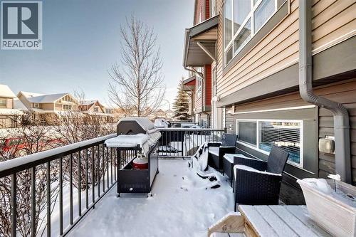 656 Copperpond Boulevard Se, Calgary, AB - Outdoor With Exterior