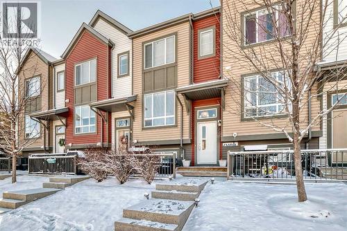 656 Copperpond Boulevard Se, Calgary, AB - Outdoor With Facade