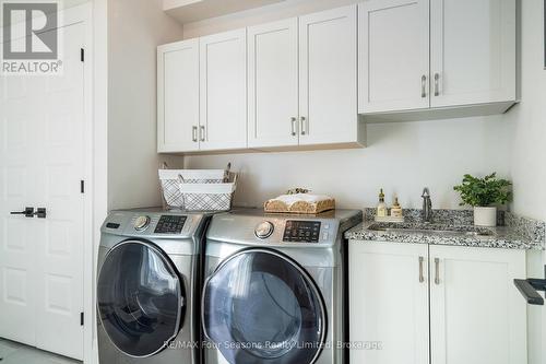 128 Timber Lane, Blue Mountains, ON - Indoor Photo Showing Laundry Room