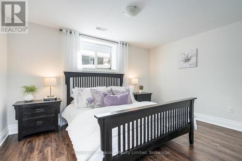 128 Timber Lane, Blue Mountains, ON - Indoor Photo Showing Bedroom