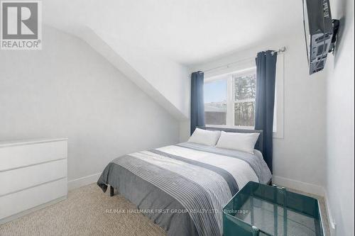 41 Freeman Drive, Port Hope, ON - Indoor Photo Showing Bedroom