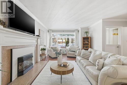 41 Freeman Drive, Port Hope, ON - Indoor Photo Showing Living Room With Fireplace