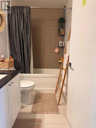 2106 - 510 Curran Place, Mississauga, ON - Indoor Photo Showing Bathroom