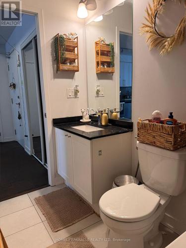 2106 - 510 Curran Place, Mississauga, ON - Indoor Photo Showing Bathroom