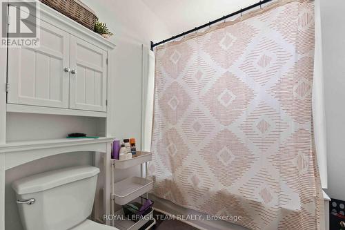 14633 Highway 60 Highway, Killaloe, Hagarty And Richards, ON - Indoor Photo Showing Bathroom