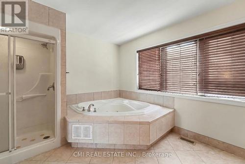 2500 Lookout Drive, Ottawa, ON - Indoor Photo Showing Bathroom