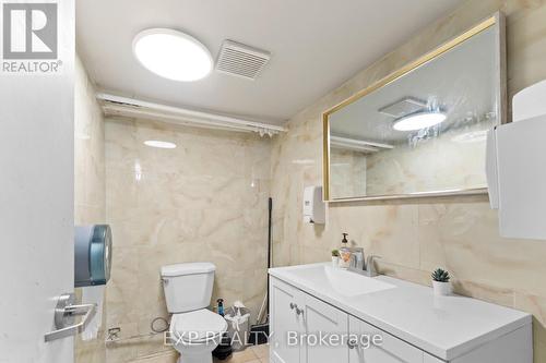 977 O'Connor Drive N, Toronto, ON 