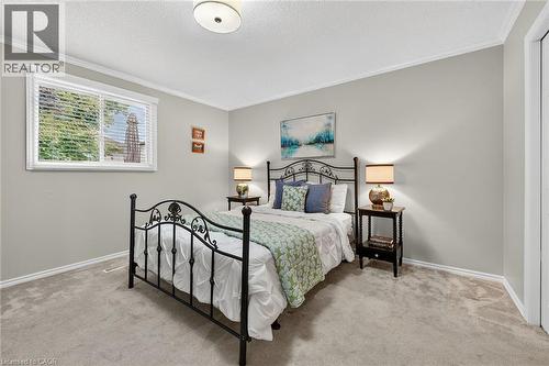 20 Courtland Drive Unit# 2, Brantford, ON - Indoor Photo Showing Bedroom