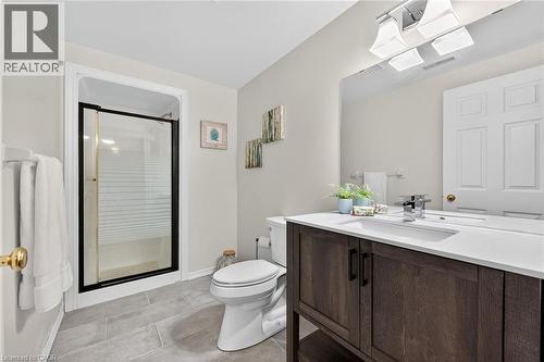 20 Courtland Drive Unit# 2, Brantford, ON - Indoor Photo Showing Bathroom