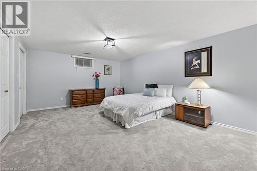 20 Courtland Drive Unit# 2, Brantford, ON - Indoor Photo Showing Bedroom