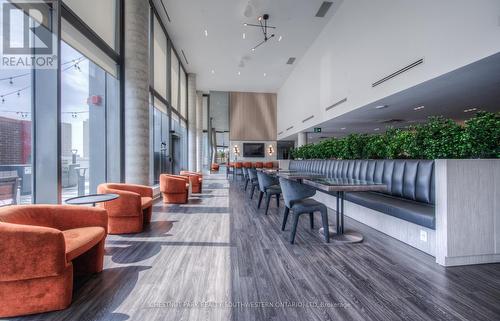 1704 - 15 Wellington Street, Kitchener, ON - Indoor