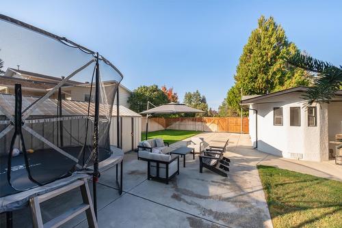 3361 Hall Road, Kelowna, BC - Outdoor
