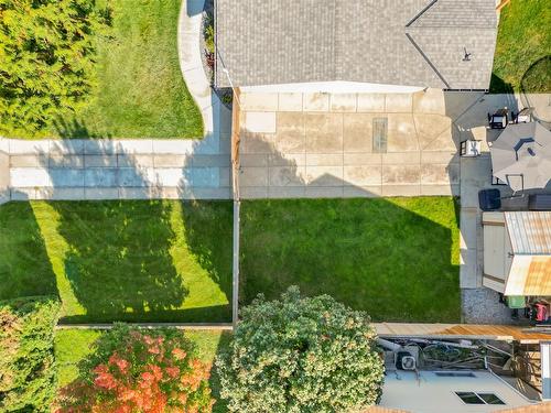 3361 Hall Road, Kelowna, BC - Outdoor