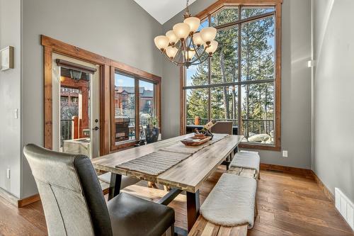2596 Ledgerock Ridge, Invermere, BC - Indoor Photo Showing Dining Room