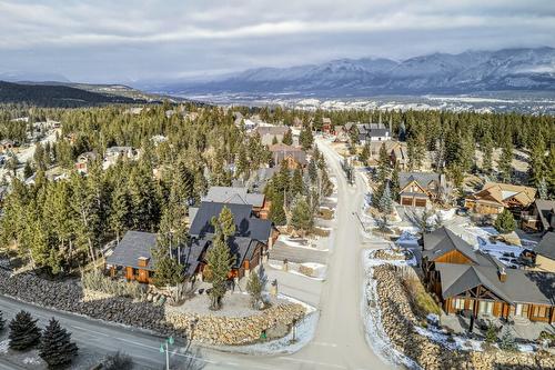2596 Ledgerock Ridge, Invermere, BC - Outdoor With View
