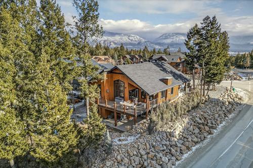 2596 Ledgerock Ridge, Invermere, BC - Outdoor With View