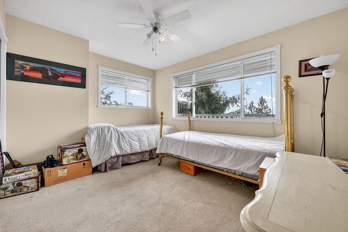 1050 Bartholomew Court, Kelowna, BC - Indoor Photo Showing Bedroom