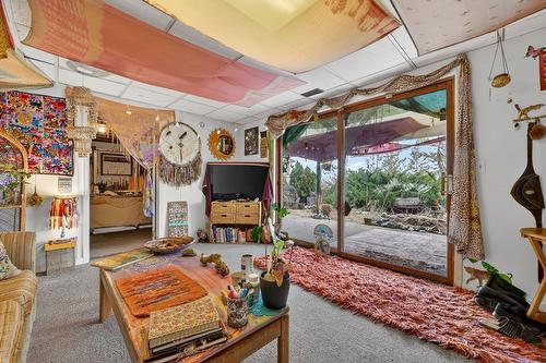 1050 Bartholomew Court, Kelowna, BC - Indoor Photo Showing Other Room