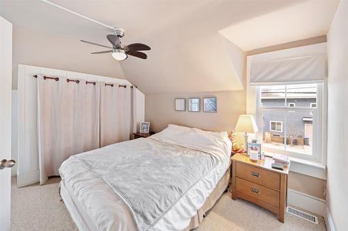 600 Braid Street, Penticton, BC - Indoor Photo Showing Bedroom