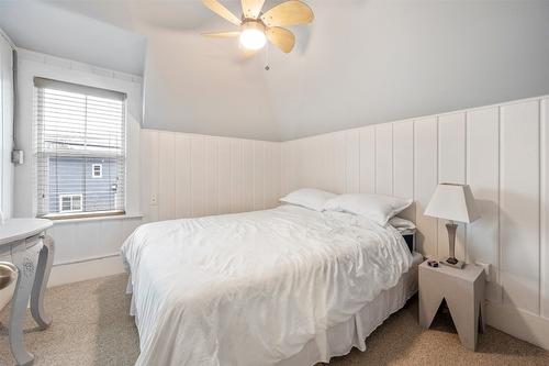 600 Braid Street, Penticton, BC - Indoor Photo Showing Bedroom