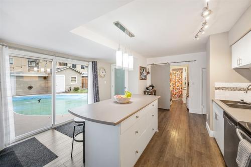 600 Braid Street, Penticton, BC - Indoor Photo Showing Kitchen With Double Sink
